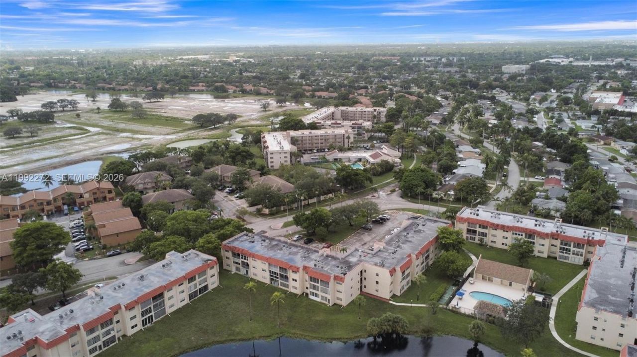 2651 E Sunrise Lakes Dr , Unit 104, Sunrise, FL 33322 Photo