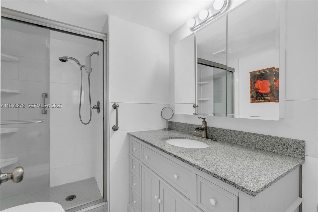 2651 E Sunrise Lakes Dr , Unit 104, Sunrise, FL 33322 Photo