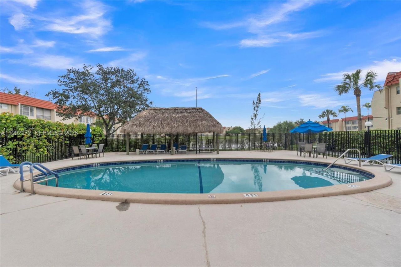 2651 E Sunrise Lakes Dr , Unit 104, Sunrise, FL 33322 Photo