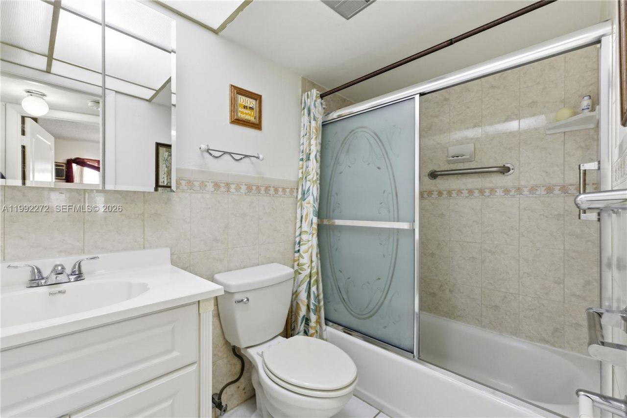 2651 E Sunrise Lakes Dr , Unit 104, Sunrise, FL 33322 Photo