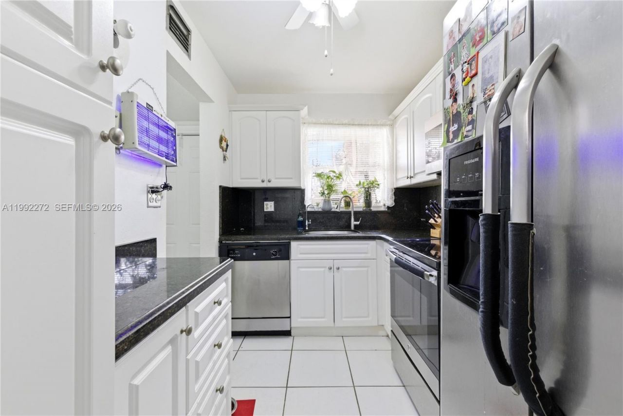 2651 E Sunrise Lakes Dr , Unit 104, Sunrise, FL 33322 Photo