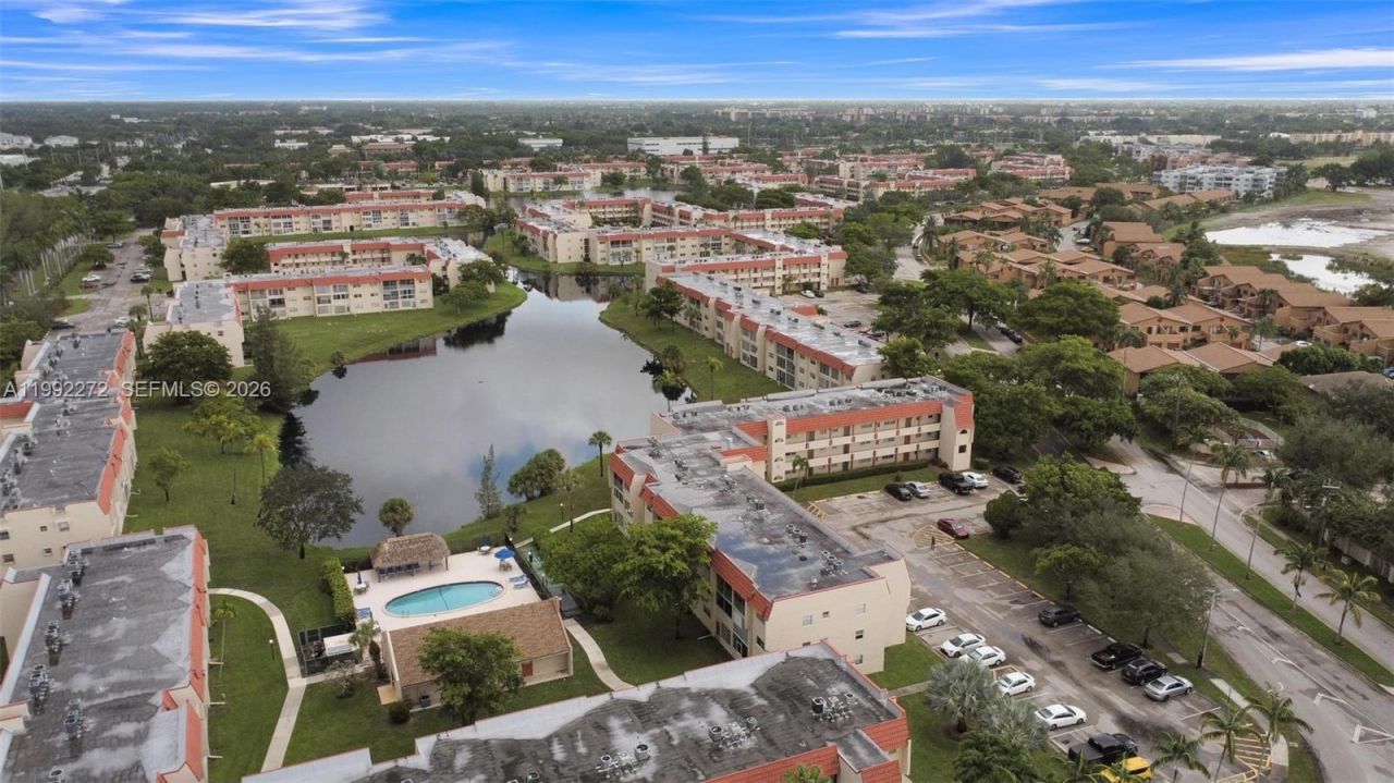 2651 E Sunrise Lakes Dr , Unit 104, Sunrise, FL 33322 Photo