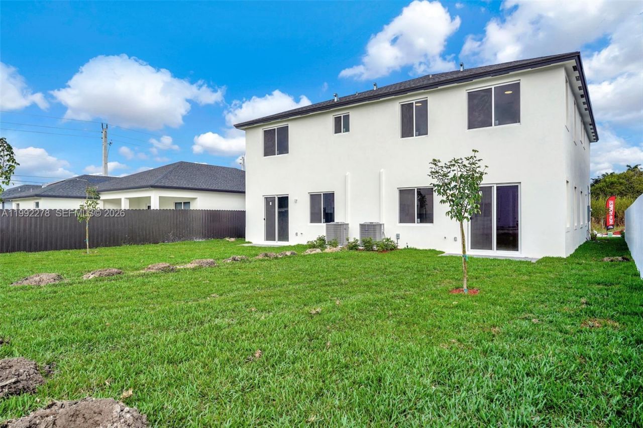 22555 SW 125th Ave , Miami, FL 33170 Photo