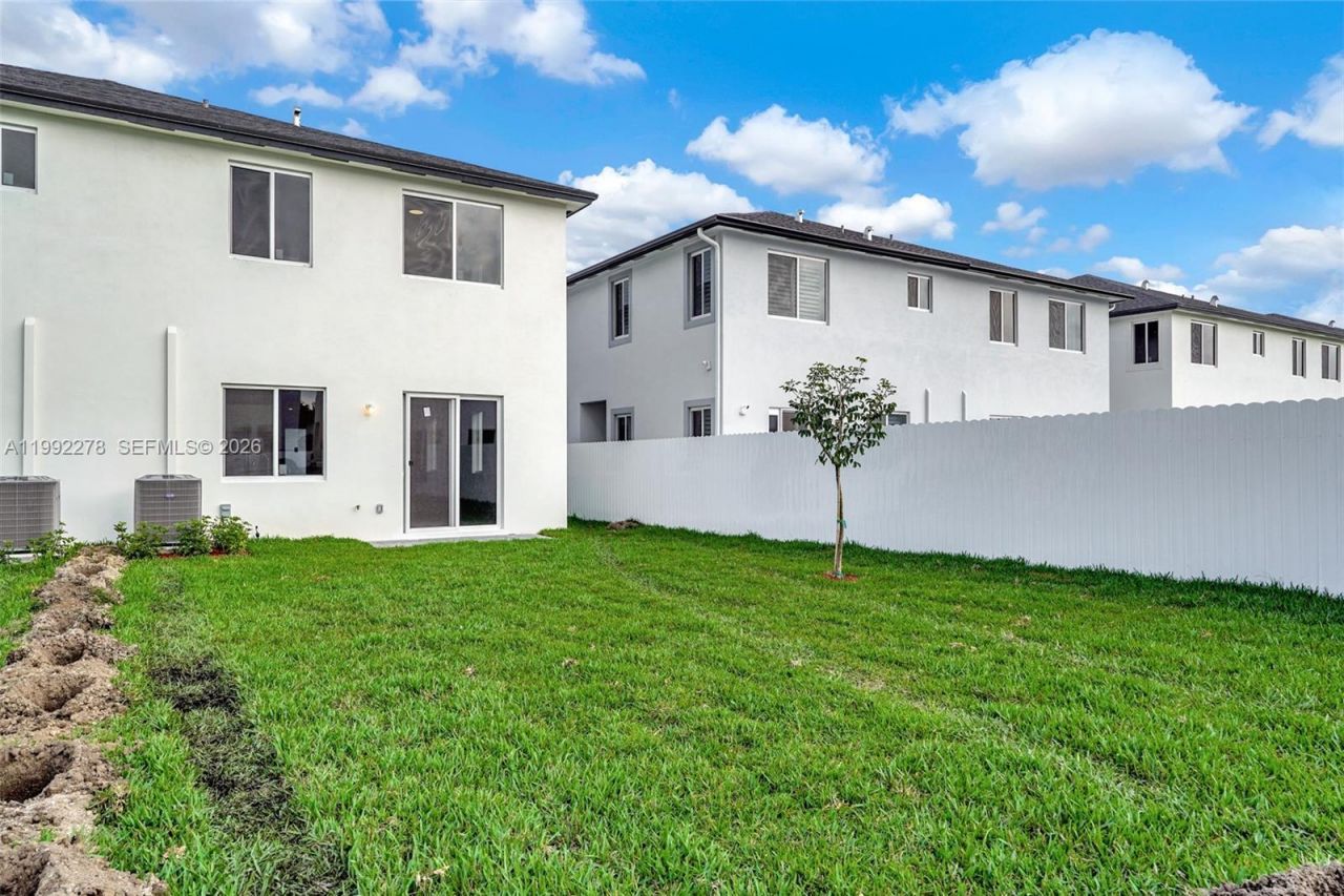 22555 SW 125th Ave , Miami, FL 33170 Photo