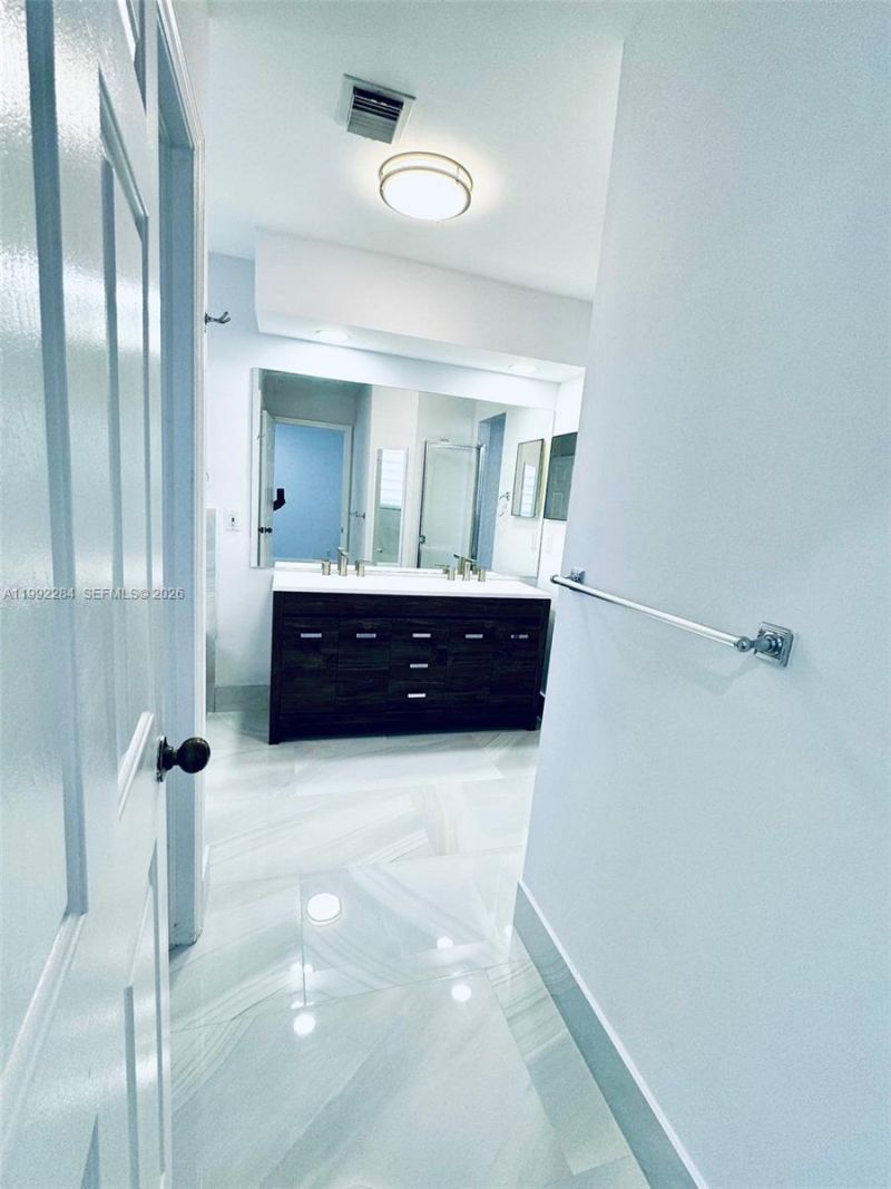 5002 SW 35th Ter , Hollywood, FL 33312 Photo