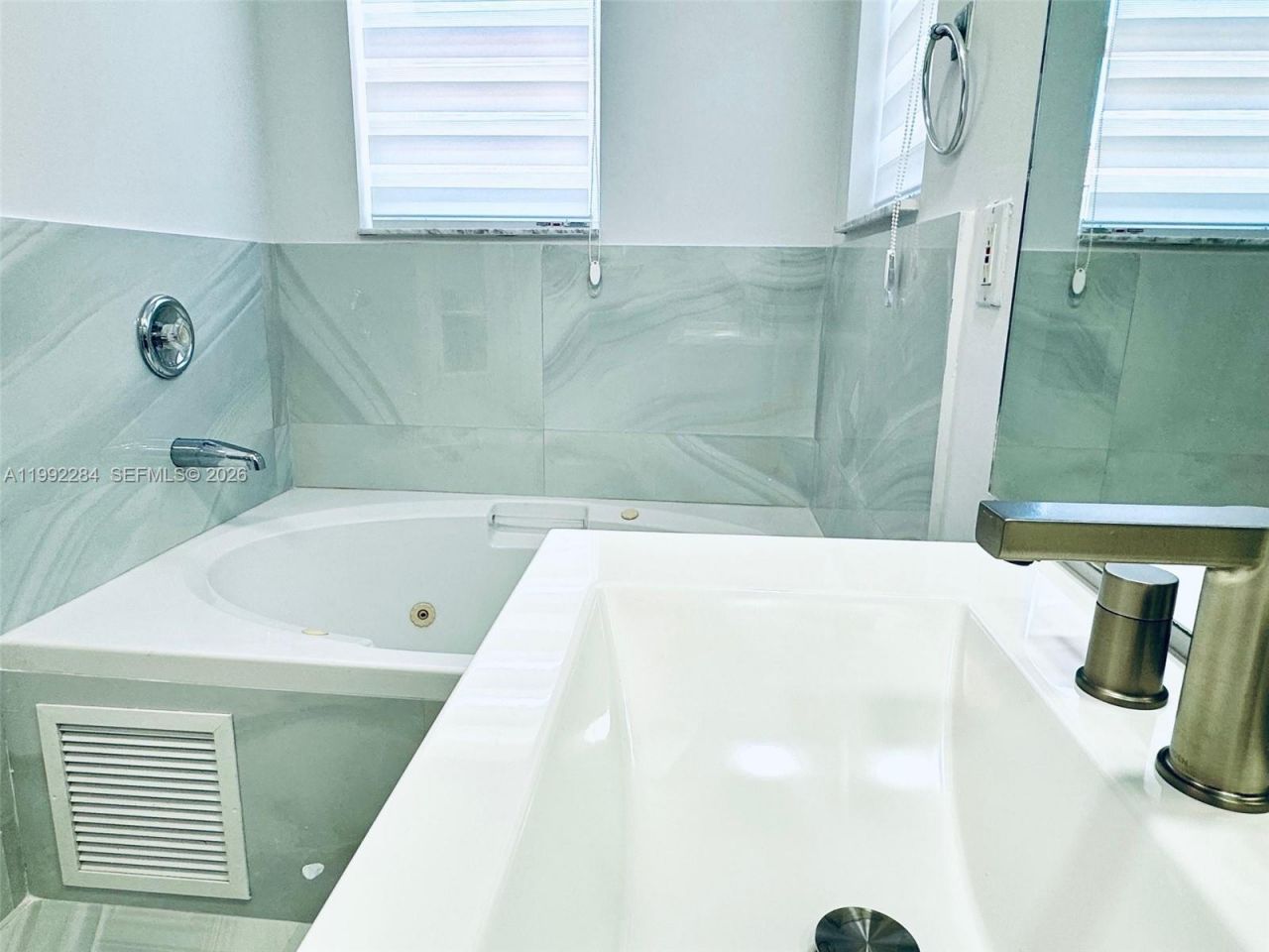 5002 SW 35th Ter , Hollywood, FL 33312 Photo