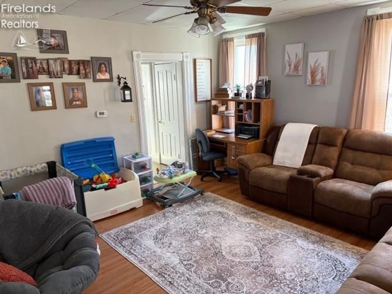 376 E Perry St, Tiffin, OH 44883 Photo 11