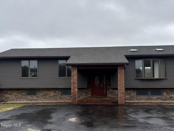 9254 New York 22 , Hillsdale, NY 12529