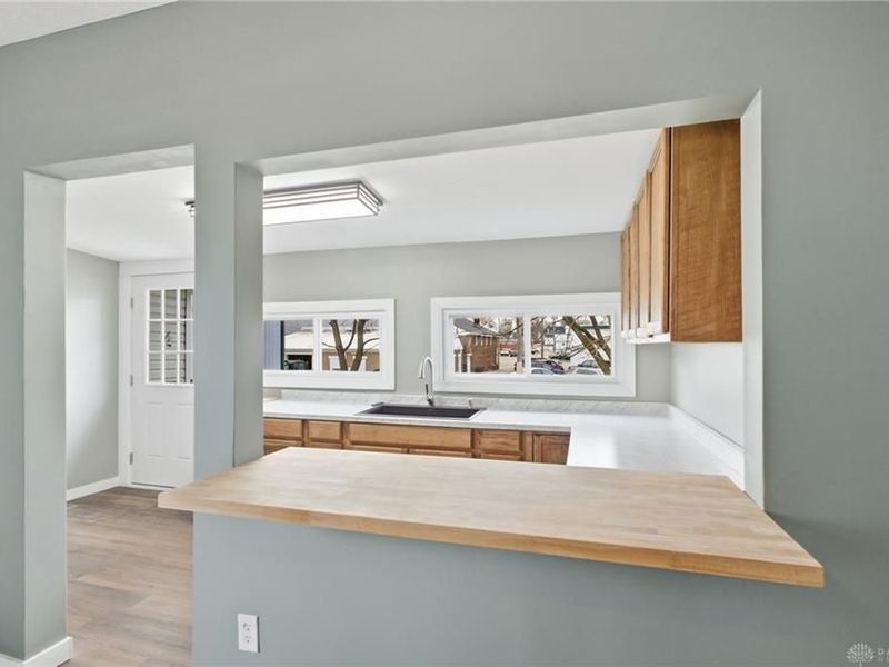 109 W Lynn Street, Saint Paris, OH 43072 Photo 5