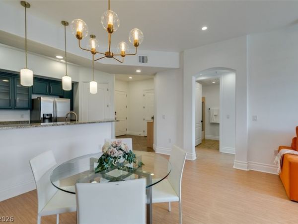 50 E Serene Avenue, Unit 323, Las Vegas, NV 89123