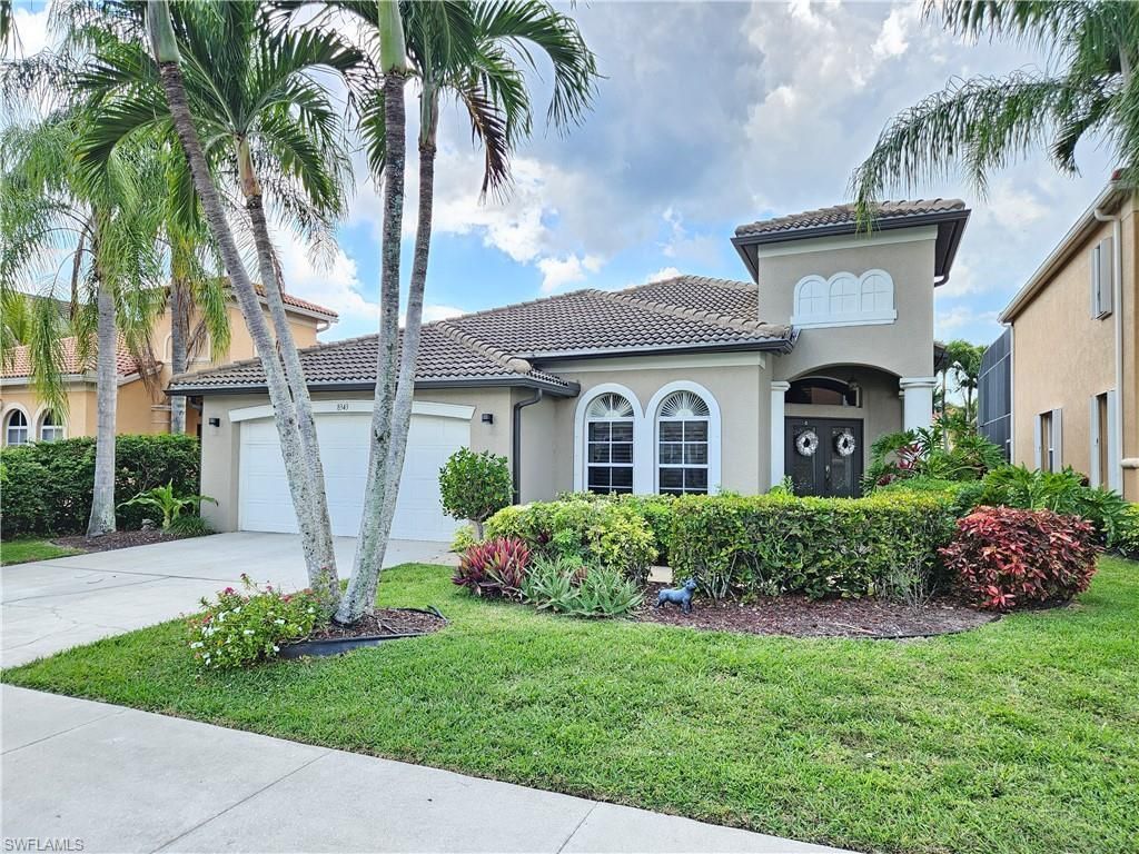 8343 Laurel Lakes Blvd, Naples, FL 34119 Main Photo
