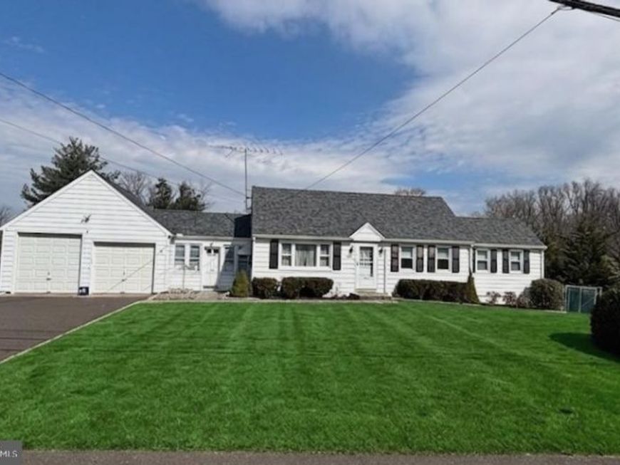 4668 Grandview Avenue, Bensalem, PA 19020 Main Photo