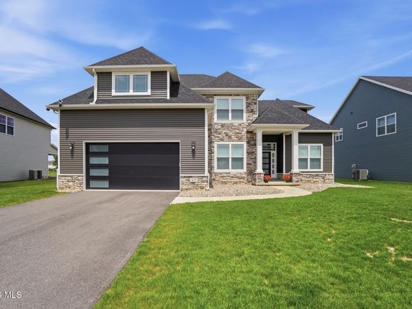 17 Hawthorne Crossing, Perrysburg, OH 43551