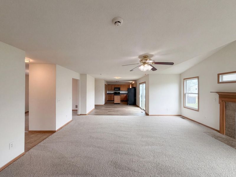 1000 Hidden Cove Way , Columbus, OH 43228 Photo 8