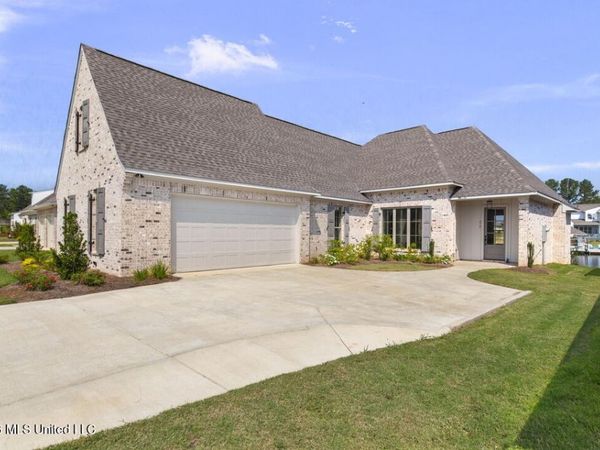 2140 Herons Bay Circle, Madison, MS 39110