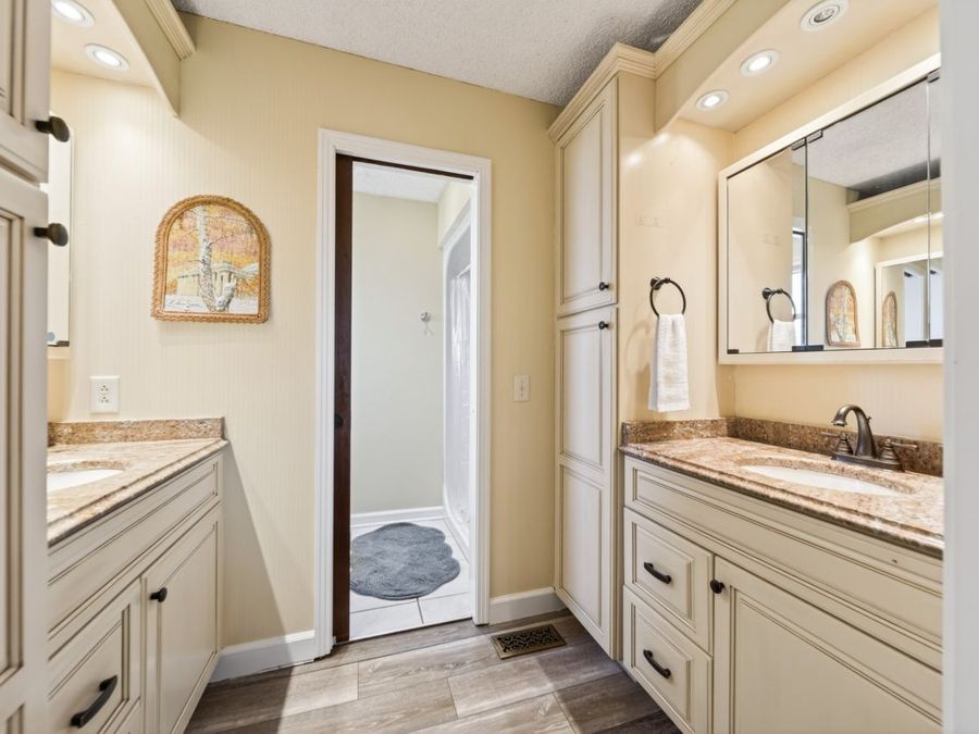 Property Image 64