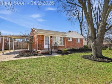 31651 Grant Street, Wayne, MI 48184