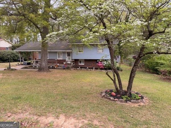 1262 Robinwood Lane, Elberton, GA 30635
