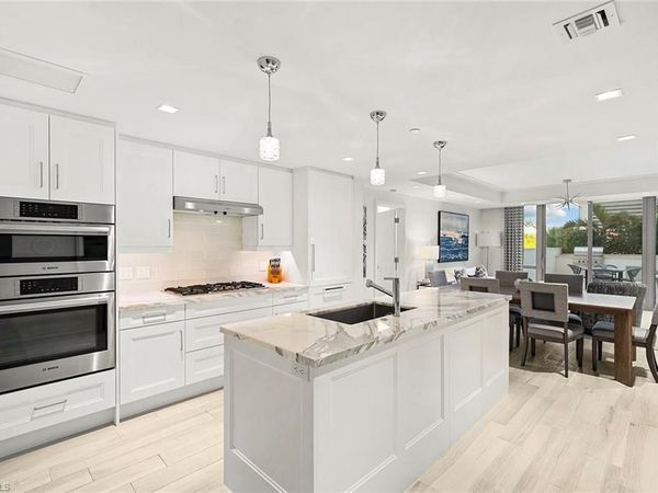 6897 Grenadier BLVD, Unit 206, NAPLES, FL 34108