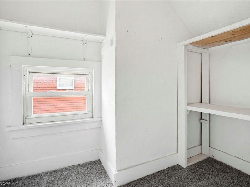 102 E Brookside Avenue , Akron, OH 44301 Photo 23