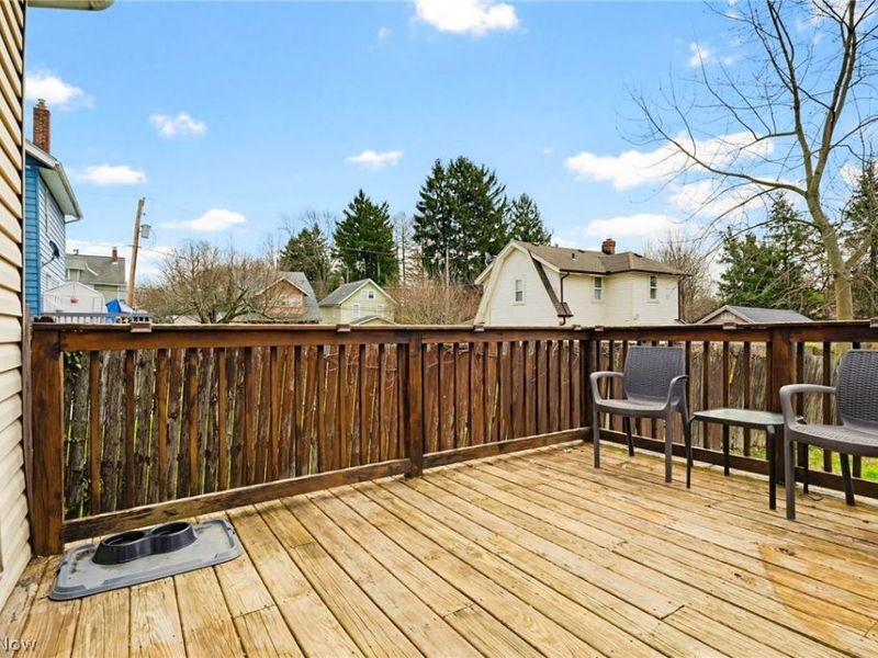 102 E Brookside Avenue , Akron, OH 44301 Photo 30