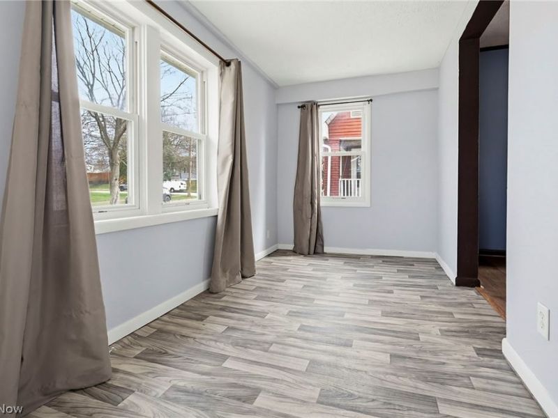 102 E Brookside Avenue , Akron, OH 44301 Photo 5