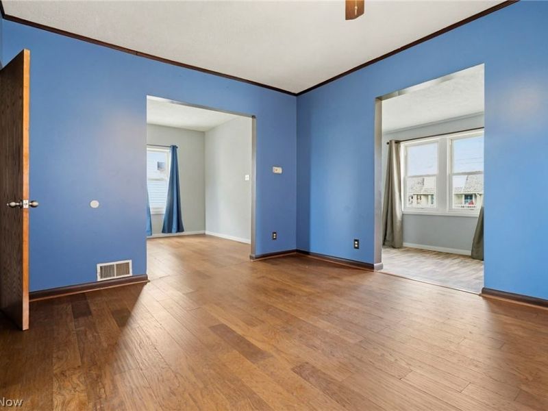 102 E Brookside Avenue , Akron, OH 44301 Photo 8