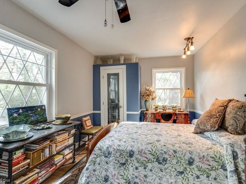 18860 Lorain Road , Fairview Park, OH 44126 Photo 13