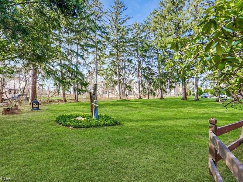 18860 Lorain Road , Fairview Park, OH 44126 Photo 3