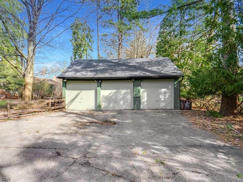 18860 Lorain Road , Fairview Park, OH 44126 Photo 5