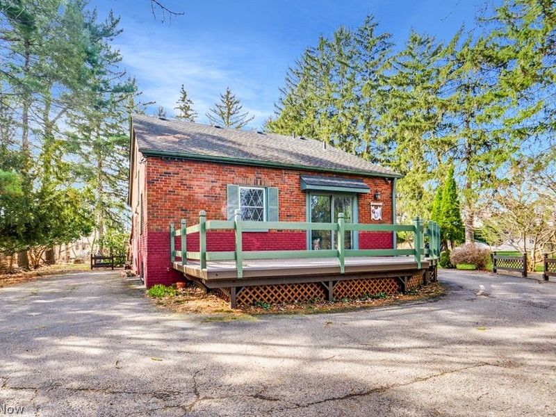 18860 Lorain Road , Fairview Park, OH 44126 Photo 6