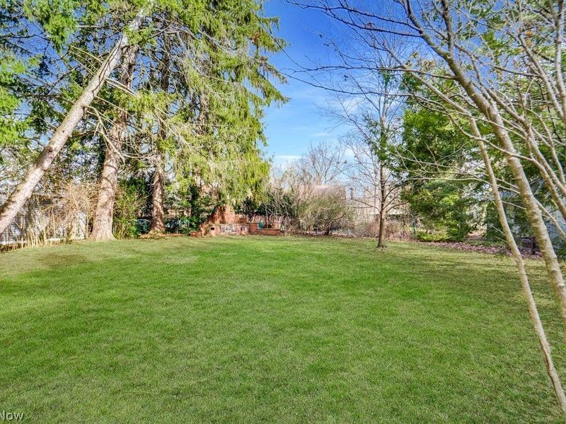 18860 Lorain Road , Fairview Park, OH 44126 Photo 7