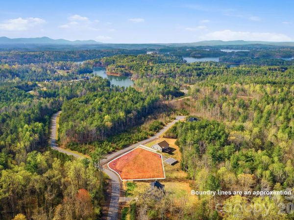 2018 Starlight Lane , Morganton, NC 29655