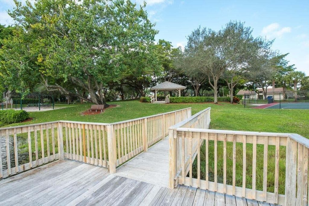 2334 Timbercreek Circle Nw, Boca Raton, FL 33431 Photo