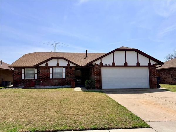 1504 SW 93rd Street, Oklahoma City, OK 73159