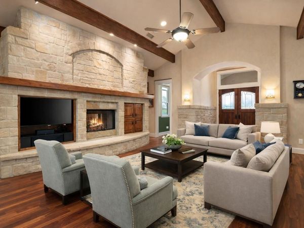 23426 Oscar RD, Spicewood, TX 78669