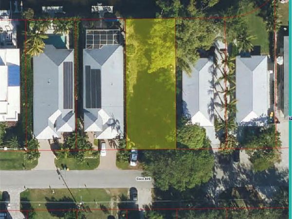 3037 COCO AVENUE , NAPLES, FL 34112