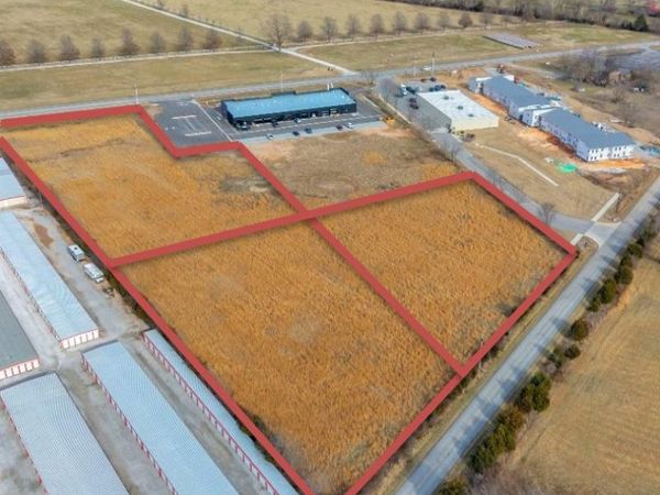 N Center Street , Elkins, AR 72701