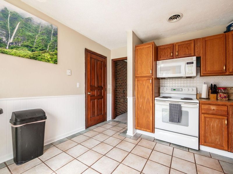 8715 Fairbrook Avenue, Galloway, OH 43119 Photo 15