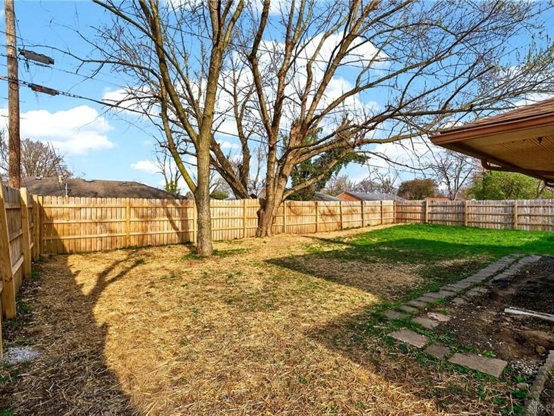 4819 Loxley Drive, Dayton, OH 45439 Photo 32