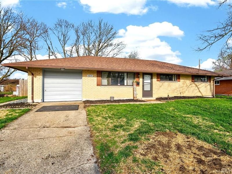 4819 Loxley Drive, Dayton, OH 45439 Photo 4