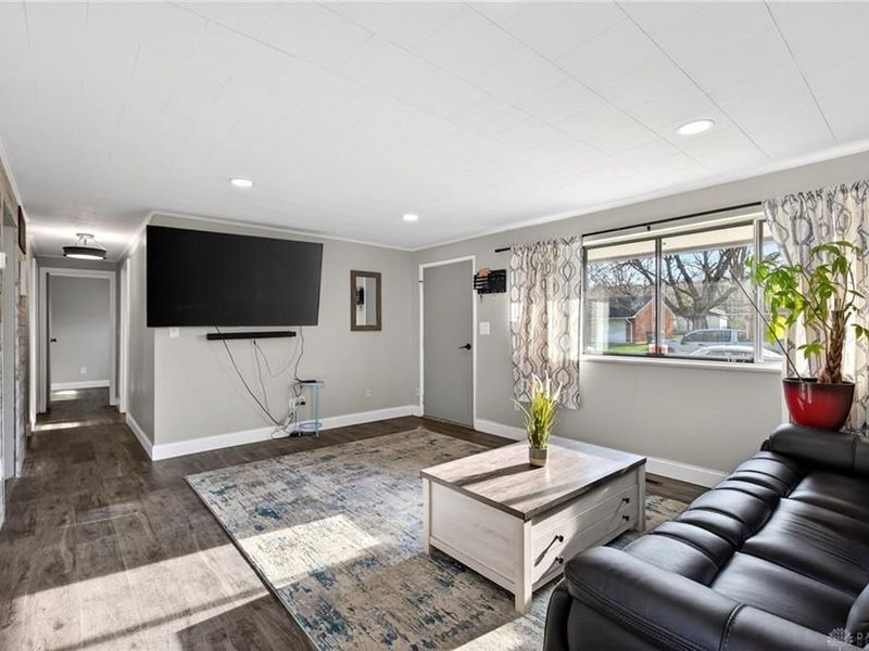 4819 Loxley Drive, Dayton, OH 45439 Photo 6