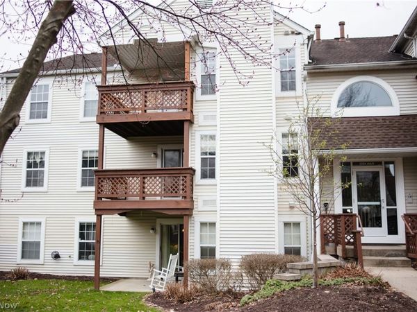 1304 Cedarwood Drive , Unit A2, Westlake, OH 44145