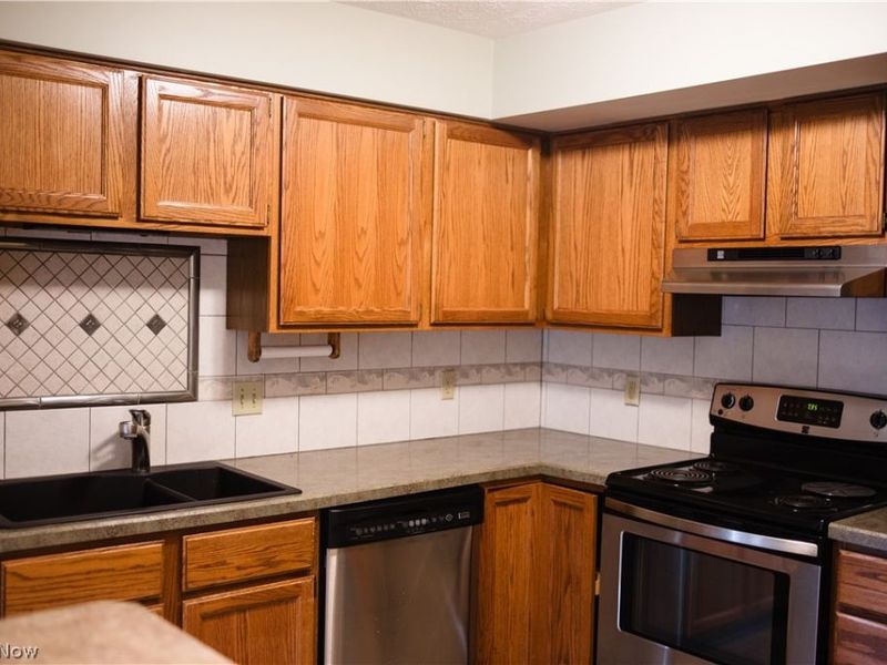 1304 Cedarwood Drive , Unit A2, Westlake, OH 44145 Photo 13