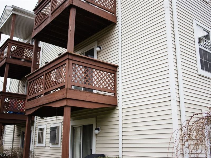 1304 Cedarwood Drive , Unit A2, Westlake, OH 44145 Photo 4