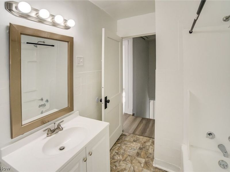 104 Columbus Street , Bedford, OH 44146 Photo 31