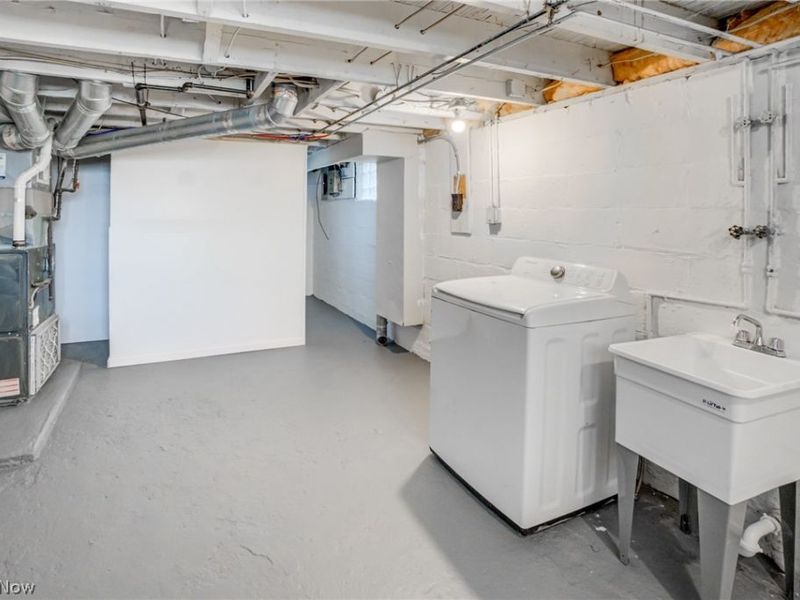 104 Columbus Street , Bedford, OH 44146 Photo 33