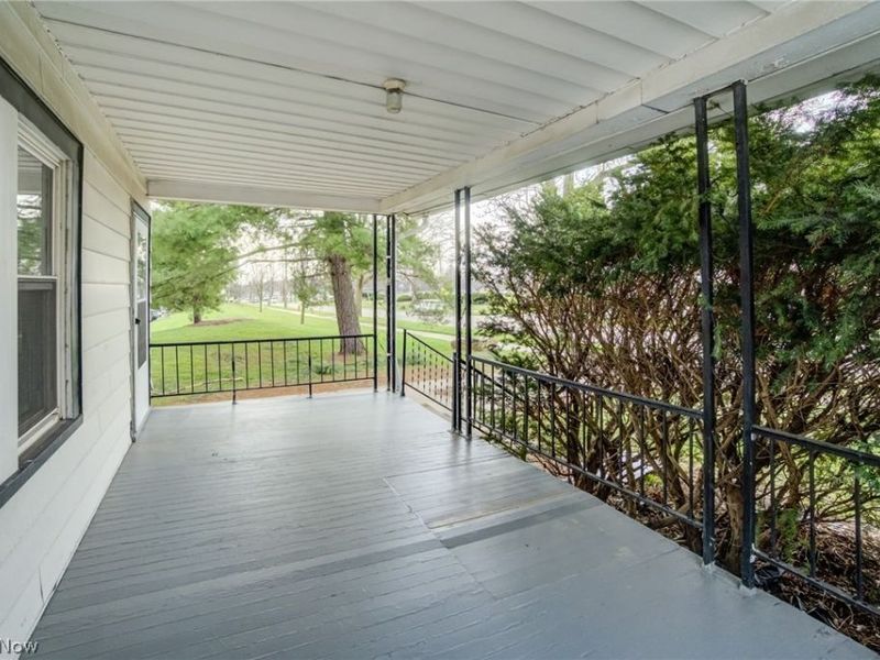 104 Columbus Street , Bedford, OH 44146 Photo 6