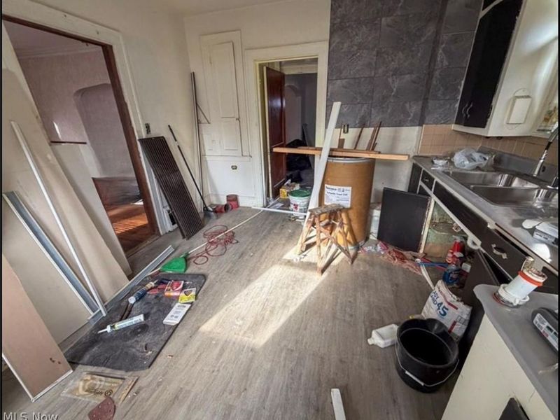 2233 Glenwood Avenue, Youngstown, OH 44511 Photo 2