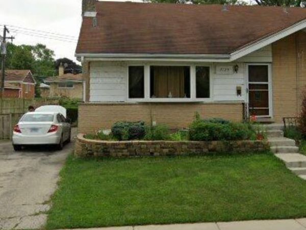 7125 W GREENLEAF Street, Niles, IL 60714